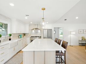 10047 Meadow Lake Lane, Houston TX 77042