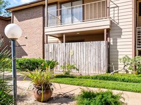 9000 Bissonnet Street 501, Houston TX 77074