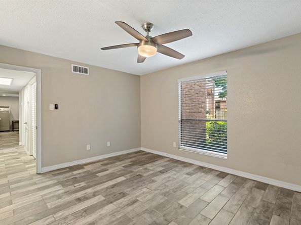9000 Bissonnet Street 501, Houston TX 77074