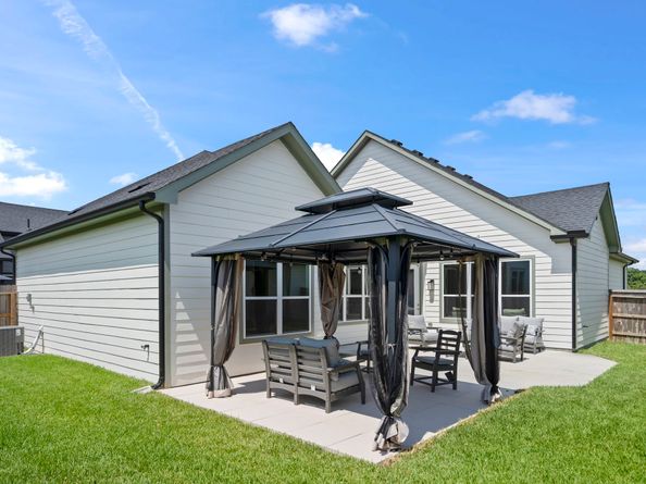 1218 Hidden Oaks Drive, Tomball TX 77375