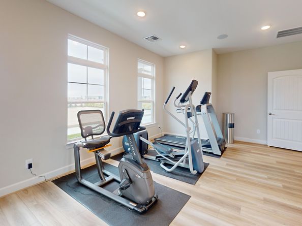 1218 Hidden Oaks Drive, Tomball TX 77375