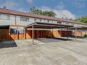 2233 Triway Lane 267, Houston TX 77043
