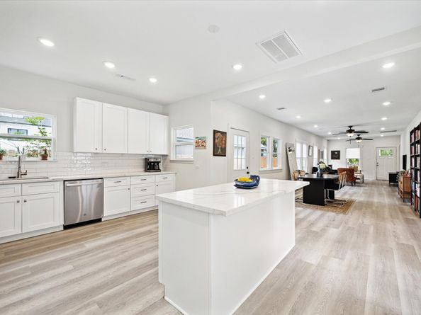 4307 Beggs Street, Houston TX 77009