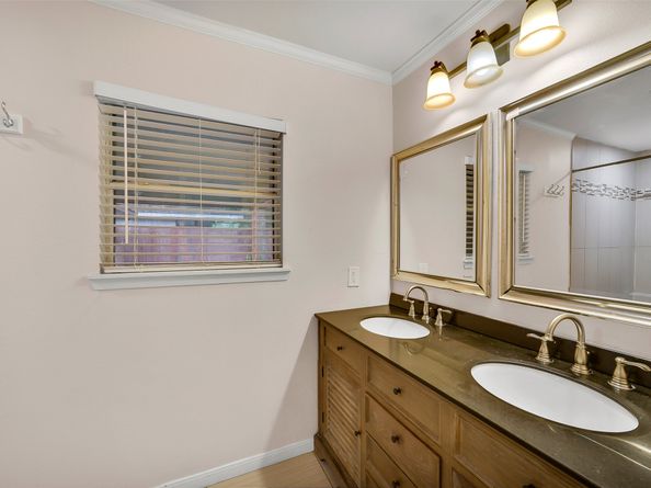 11519 Endicott Lane, Houston TX 77035