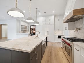 205 Fleetway Drive, Hunters Creek Village TX 77024