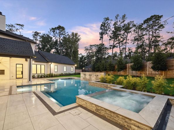 205 Fleetway Drive, Hunters Creek Village TX 77024