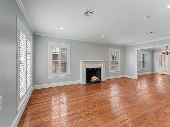 6645 Fairfield Street, Houston TX 77023