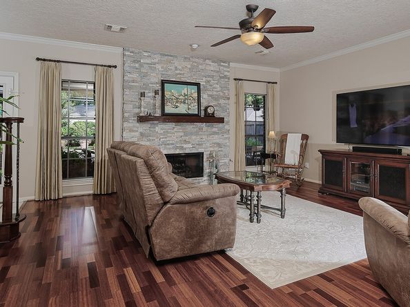 15 Amber Sky Place, The Woodlands TX 77381