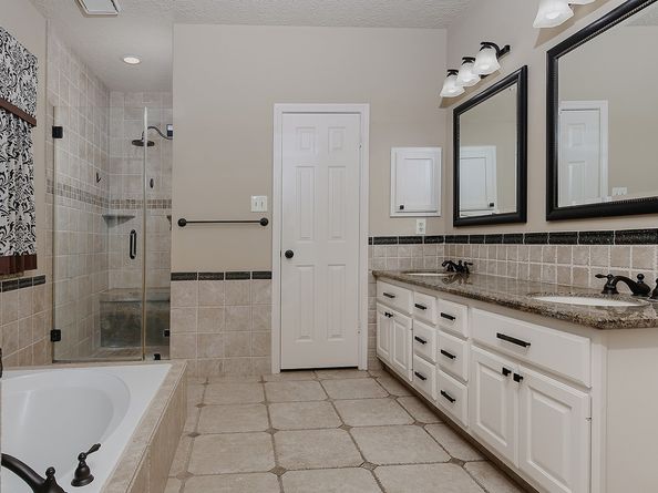 15 Amber Sky Place, The Woodlands TX 77381