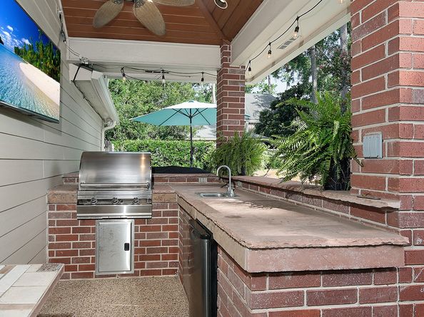 15 Amber Sky Place, The Woodlands TX 77381
