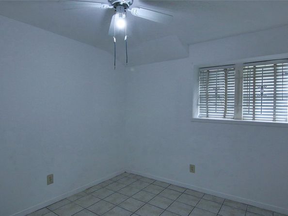 4002 Charriton Drive, Houston TX 77039