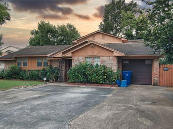 4002 Charriton Drive
