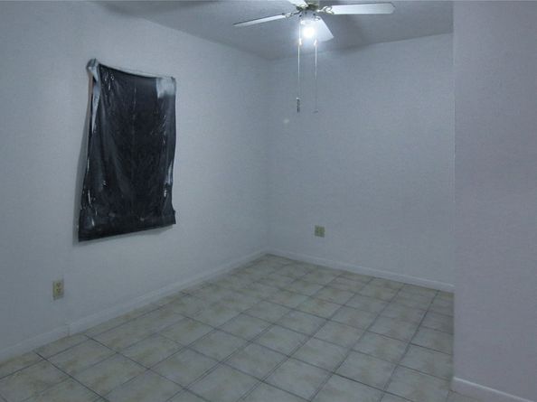 4002 Charriton Drive, Houston TX 77039