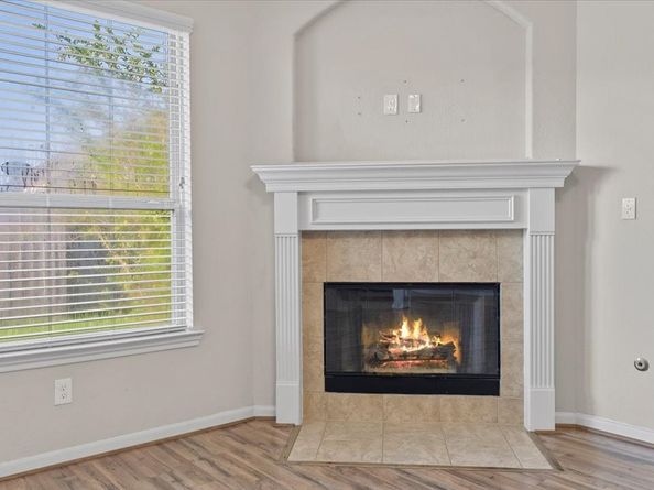 11303 Crestbrook Park Lane, Tomball TX 77375