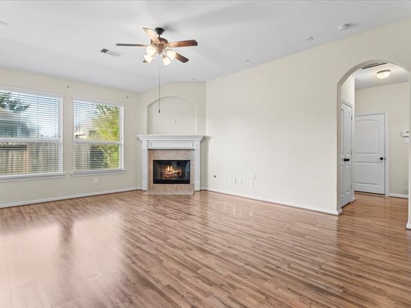 11303 Crestbrook Park Lane, Tomball TX 77375