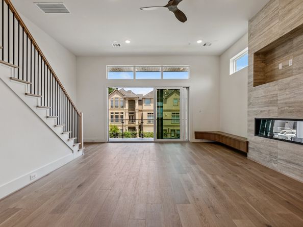 4705 Gibson Street, Houston TX 77007