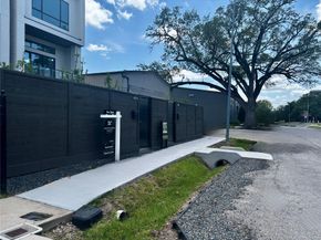 4705 Gibson Street, Houston TX 77007