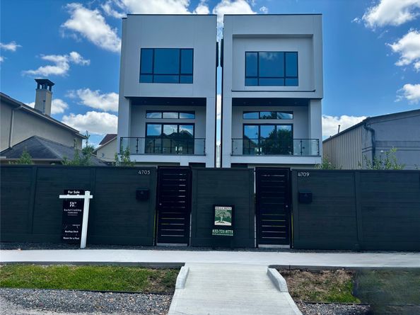 4705 Gibson Street, Houston TX 77007
