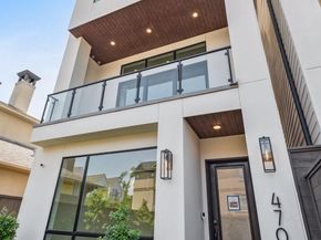 4705 Gibson Street, Houston TX 77007