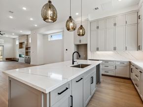 4705 Gibson Street, Houston TX 77007
