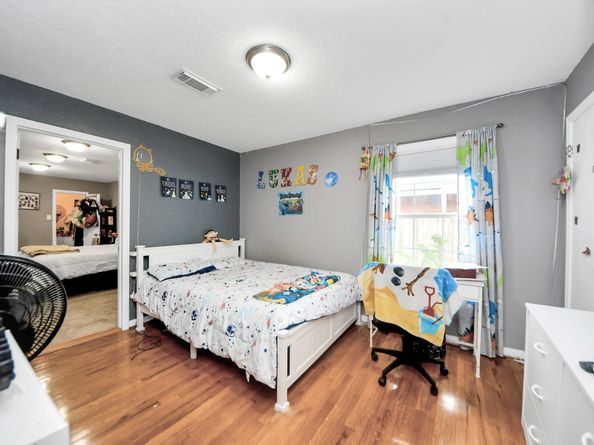 8607 Glenlea Street, Houston TX 77061