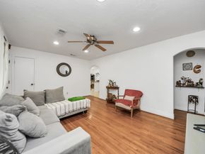 8607 Glenlea Street, Houston TX 77061