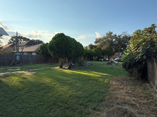 8412 Peekskill Lane, Houston TX 77075