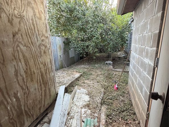 8412 Peekskill Lane, Houston TX 77075