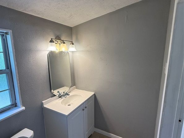 8412 Peekskill Lane, Houston TX 77075