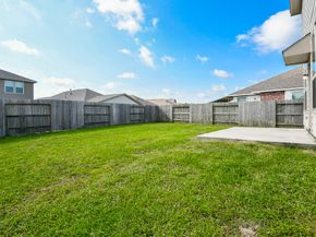 18825 Amaro Hills Drive, New Caney TX 77357