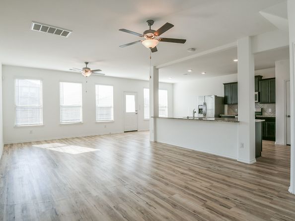 18825 Amaro Hills Drive, New Caney TX 77357