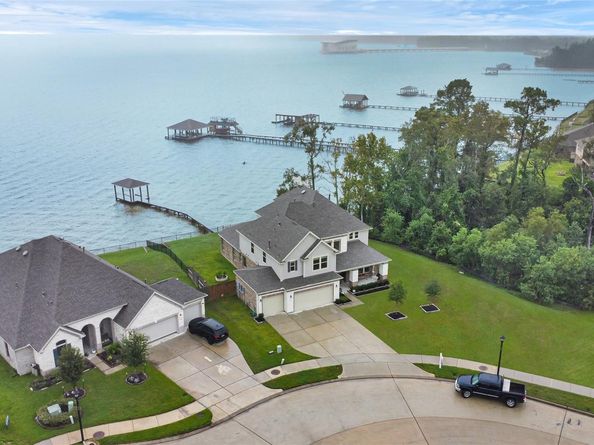 13246 Westmont Heights Lane, Houston TX 77044