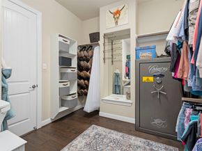 9030 Lacombe Lane, Tomball TX 77375
