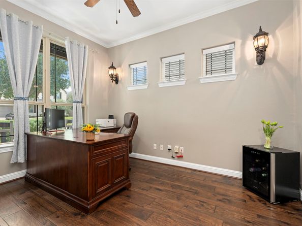 9030 Lacombe Lane, Tomball TX 77375