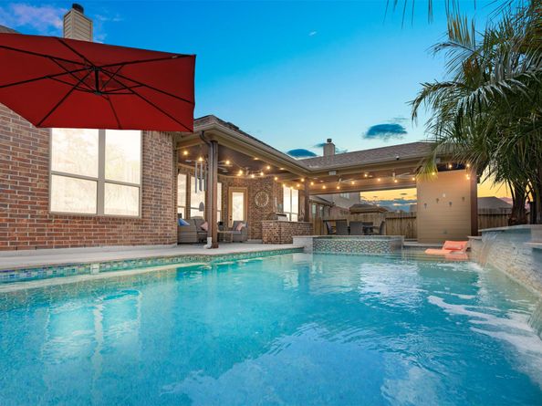 9030 Lacombe Lane, Tomball TX 77375