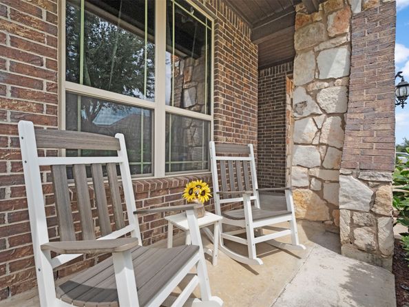 9030 Lacombe Lane, Tomball TX 77375