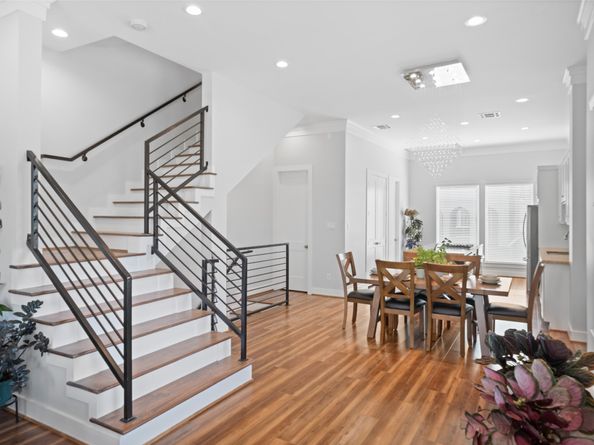 1318 Reinerman Street, Houston TX 77007