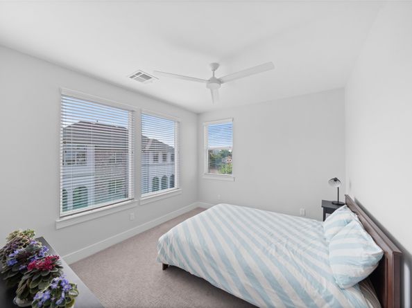 1318 Reinerman Street, Houston TX 77007