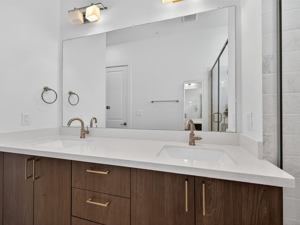 2401 Crawford Street C3D, Houston TX 77004