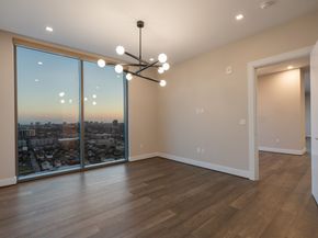 1711 Allen Parkway 2403, Houston TX 77019