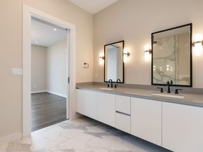 1711 Allen Parkway 2403, Houston TX 77019