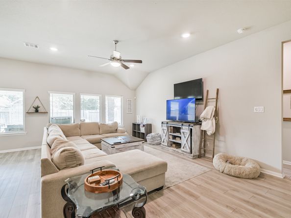 18906 Sorrento Point Drive, New Caney TX 77357