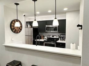 8601 Park Lane 735, Dallas TX 75231