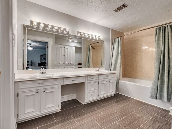 12741 Eastbrook Drive, Houston TX 77013