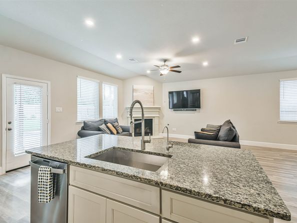22095 Volante Drive, Spring TX 77386