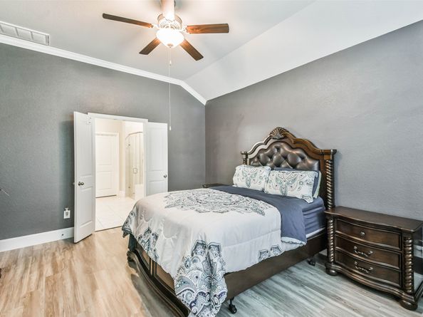 22095 Volante Drive, Spring TX 77386