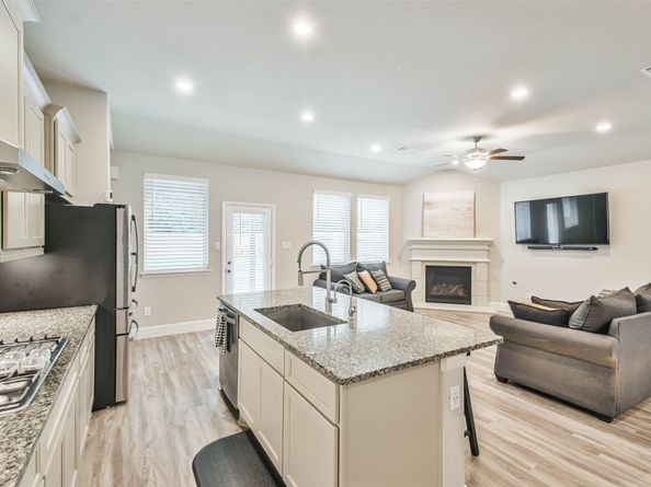22095 Volante Drive, Spring TX 77386