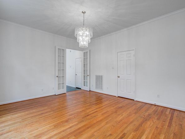 5425 Loch Lomond Drive, Houston TX 77096