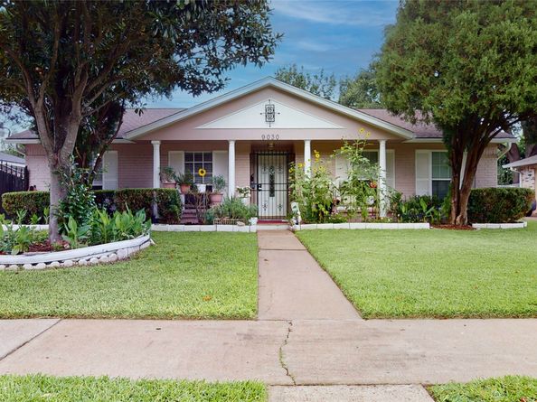 9030 Troulon Drive, Houston TX 77036