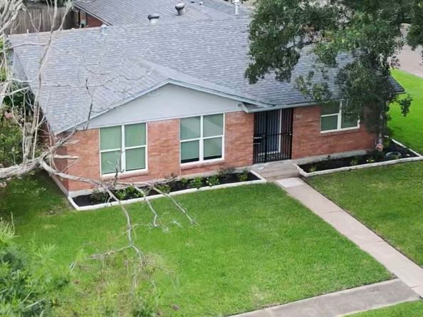3923 Hickok Lane, Houston TX 77047
